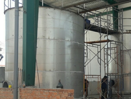   Bồn chứa dung môi